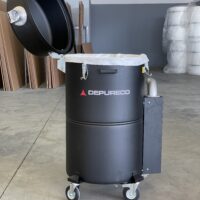 Depureco trims and scraps pre-separator with hinged lid, internal filter bag, and mobile collection container.